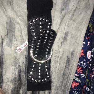 Shyanne stretchy belt